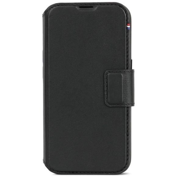 Black DECODED iPhone 15 Detachable Wallet Case - Picture 5 of 14